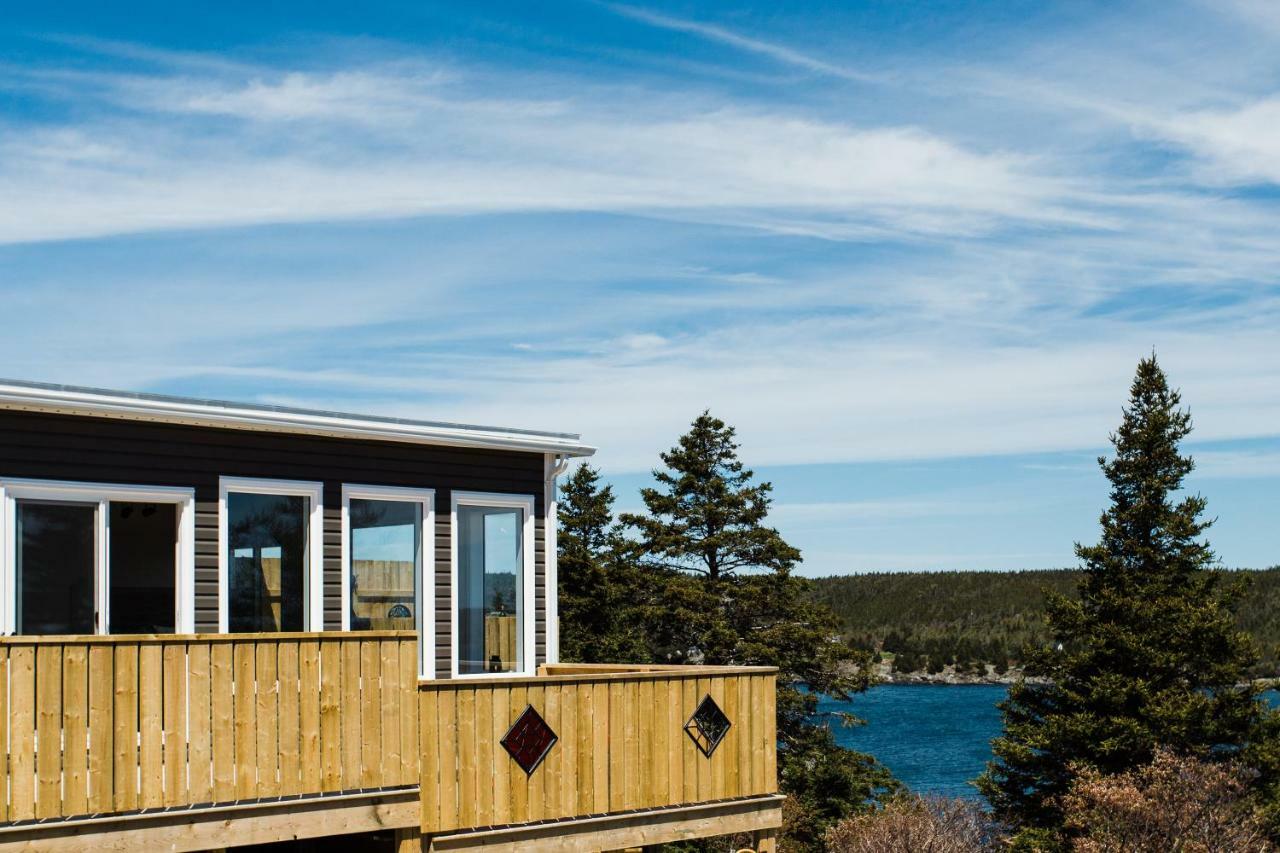 Whale House Guest House Mobile Exterior photo