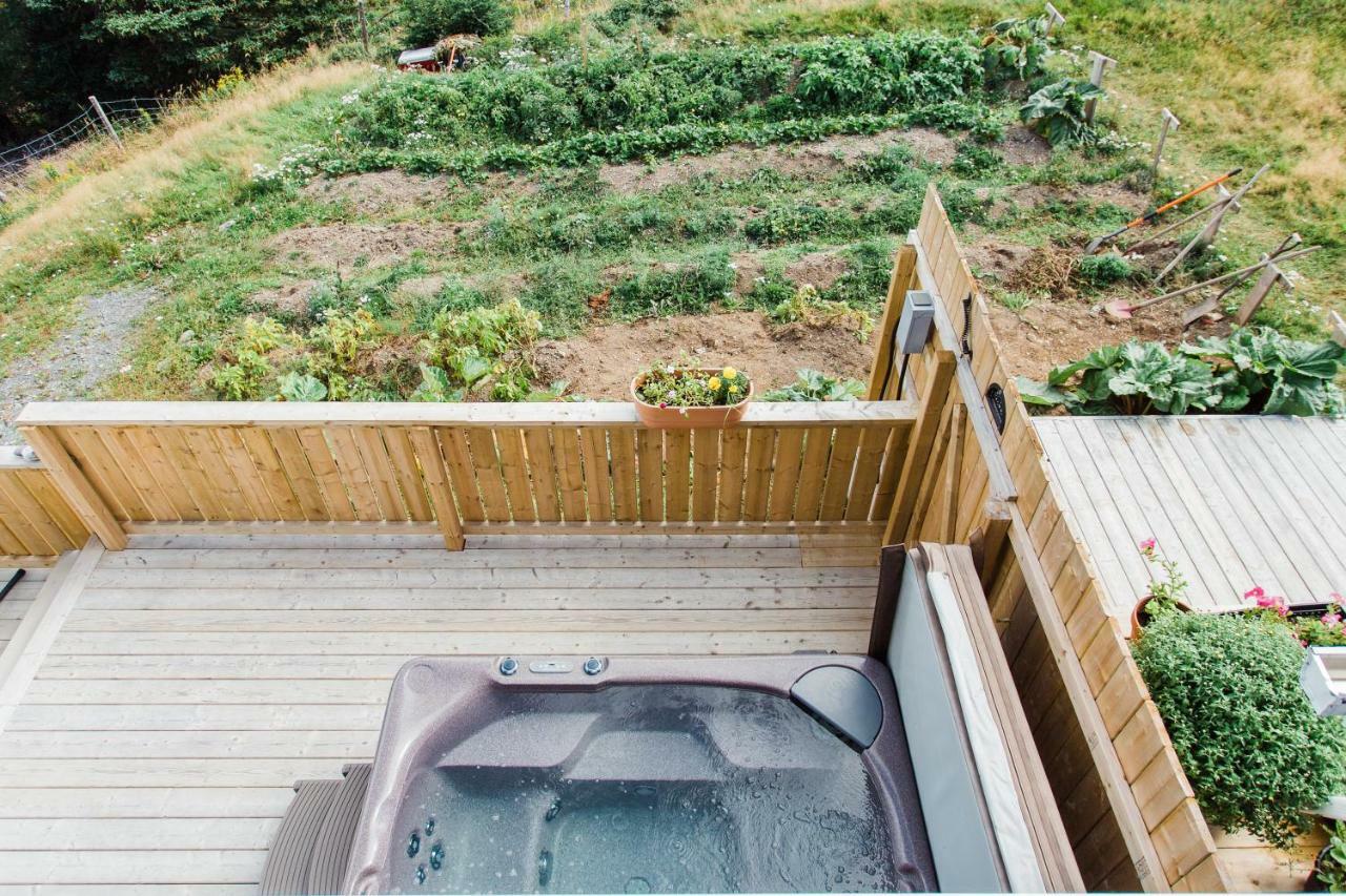 Whale House Guest House Mobile Exterior photo