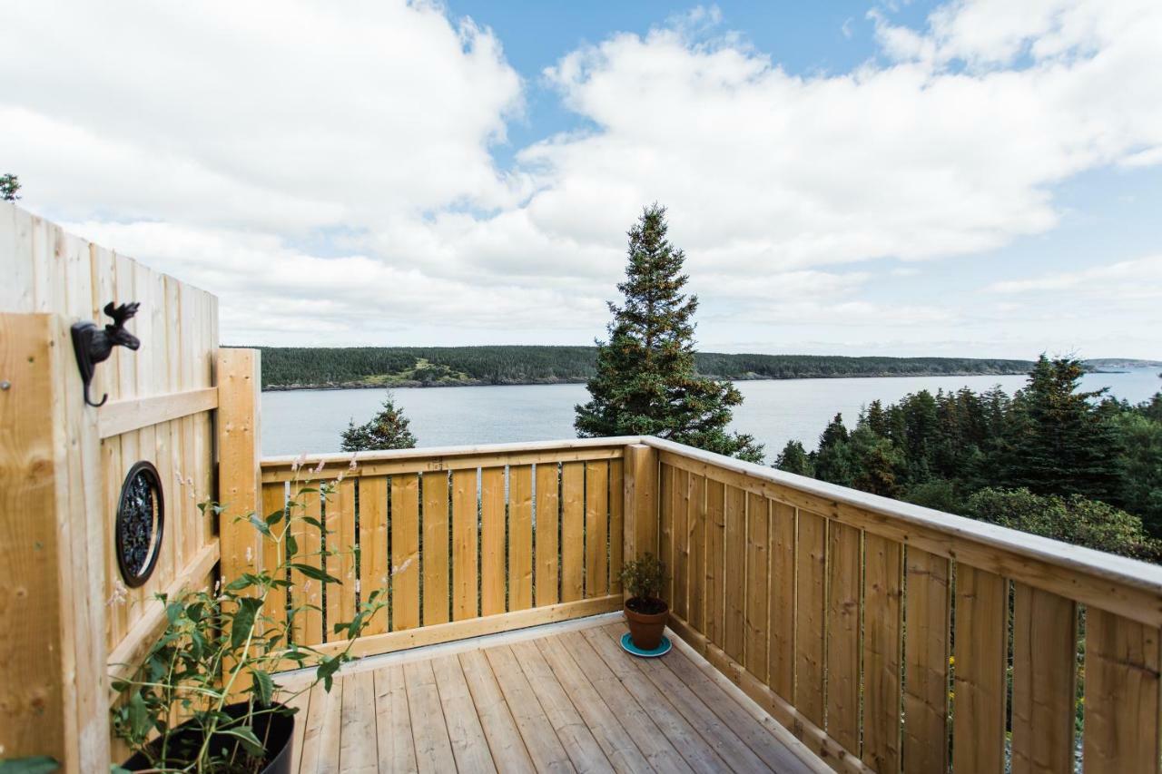 Whale House Guest House Mobile Exterior photo
