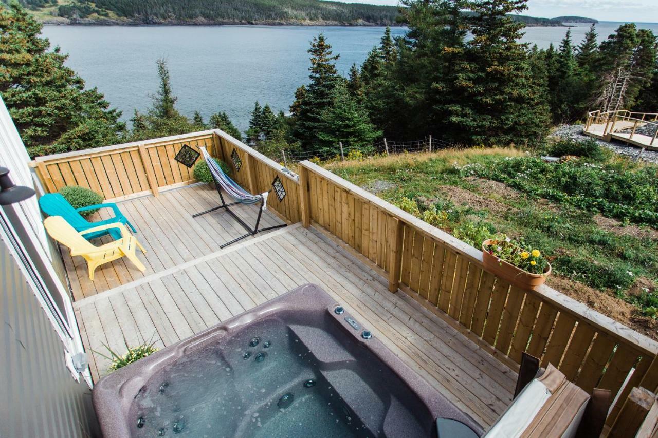 Whale House Guest House Mobile Exterior photo